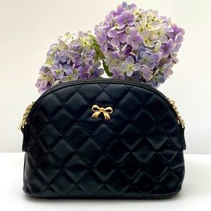 Black bag for women Peta-aproved{ vegan } deluxity los angeles